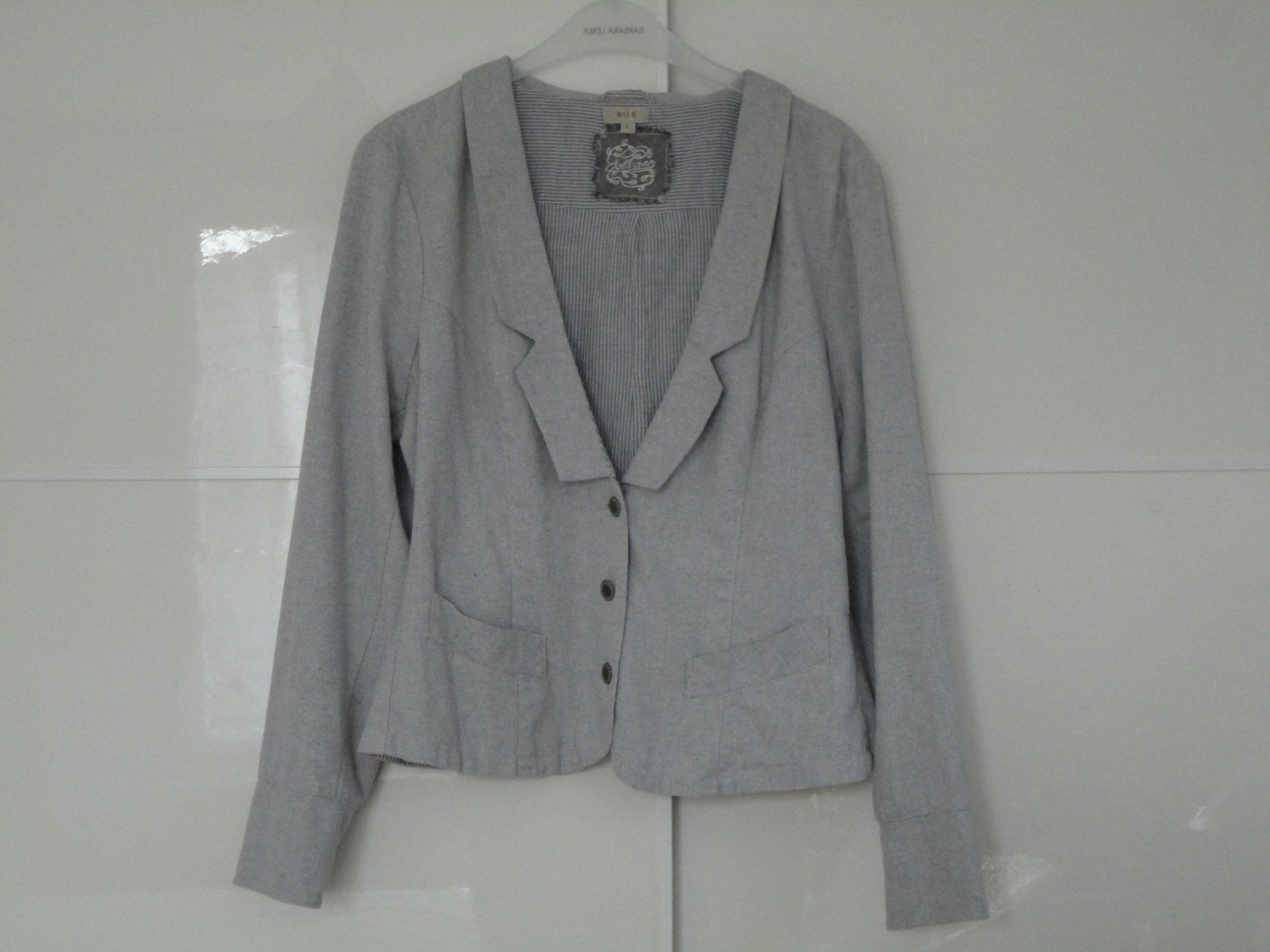 Nile Giacche: Blazer/ Jacke Nile Gr. L VERSAND – Nuovo (secondo la descrizione) da Strengelbach venduto da Traumgarten