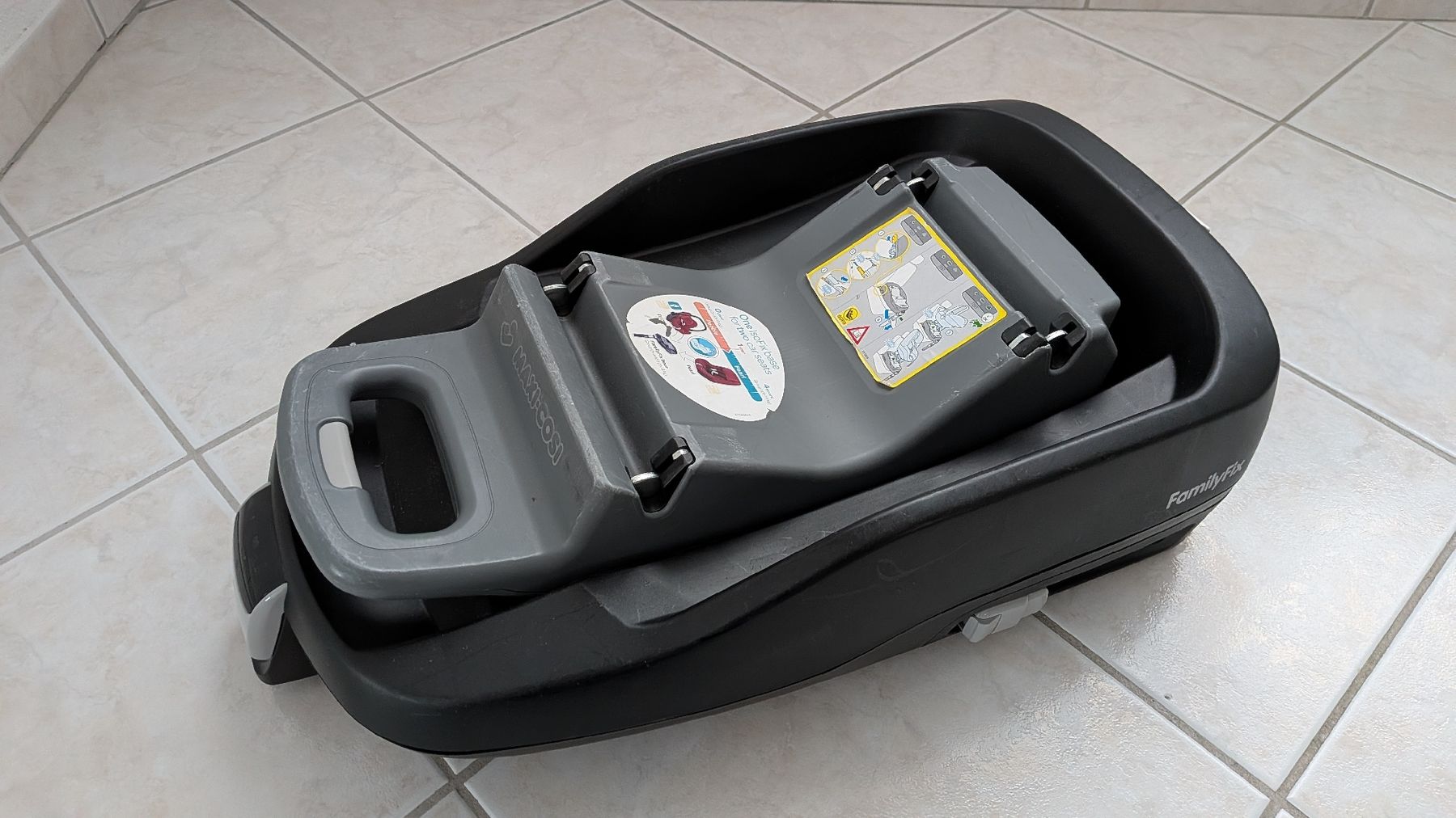 Maxi-Cosi Seggiolini per auto: Maxi Cosi FamilyFix Station – Usato da Züberwangen venduto da p47thunderbird 1