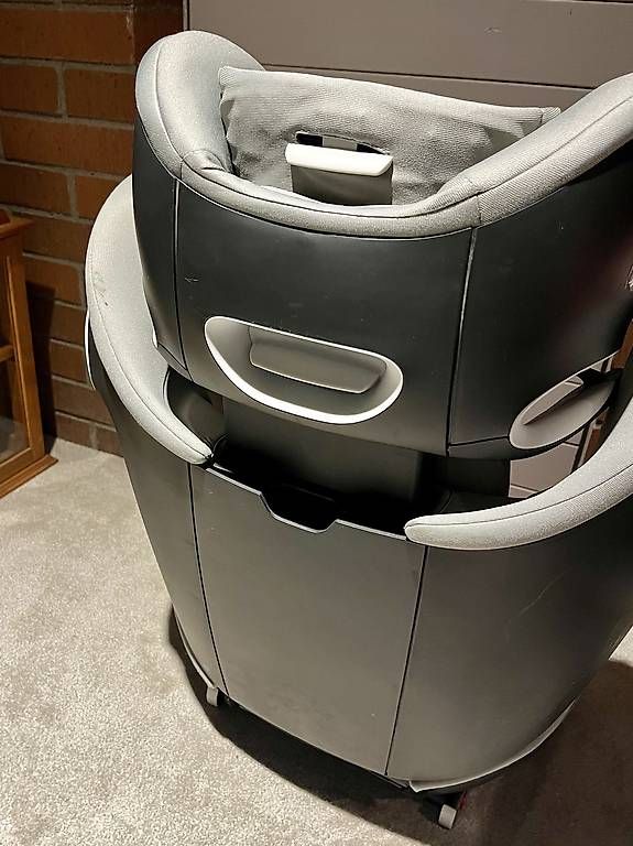 Seggiolini per auto: Verkaufe einen sicheren Cybex-Kindersitz  – Usato da Ittigen venduto da Heffalumpi 1