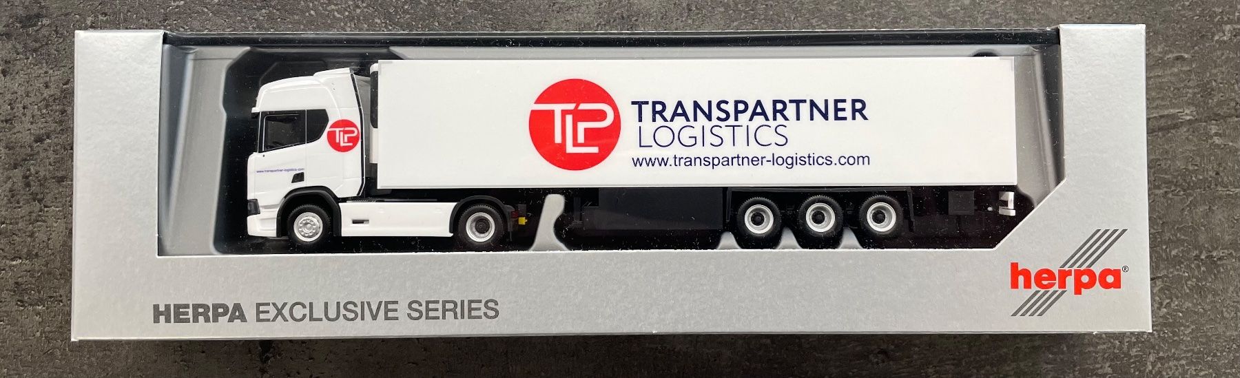 Herpa Kit di modellismo & Modellini statici: Herpa Truck 938488 "TLP" – Nuovo e nell'imballaggio originale da Sursee venduto da Toni-SpielSursee