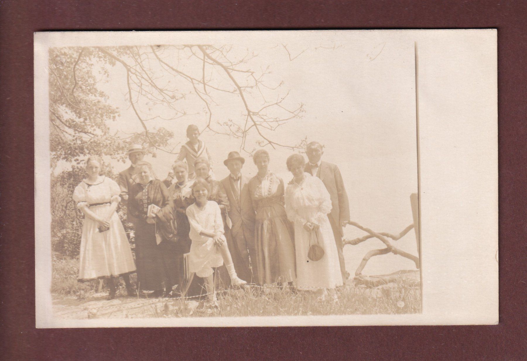 Cartoline postali: Photo de FAMILLE – Usato da Pully venduto da nicecards-shop