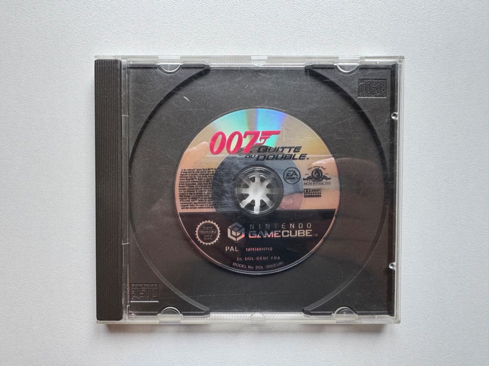 Jeu 007 Quitte Ou Double - Nintendo GameCube - Version FR Complète Avec Boîte Et Notice - Très Bon état