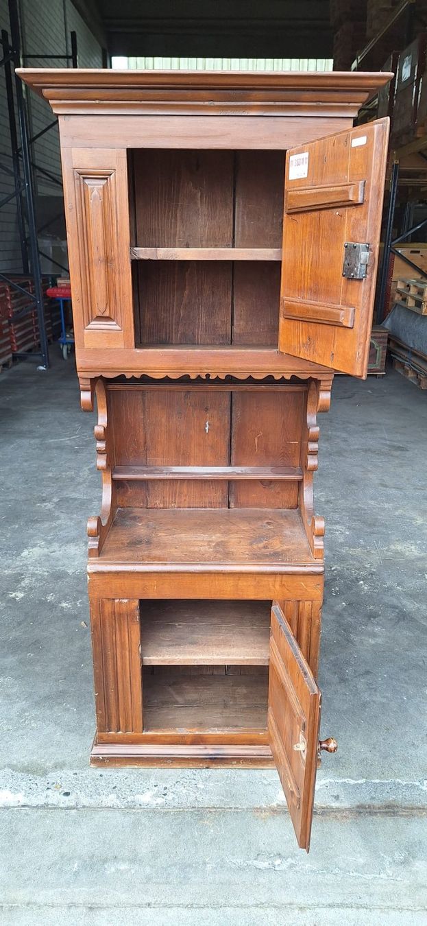 Armadi: antiker Wandschrank aus Holz – Usato da Regensdorf venduto da Sisco1968 1