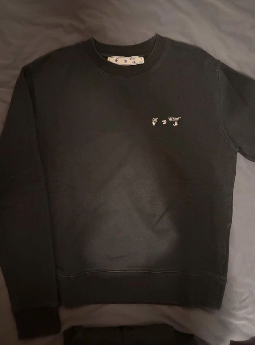 Pulls & Sweat-shirts: Off-White Pullover – D'occasion à Stettlen par jas_m8ld