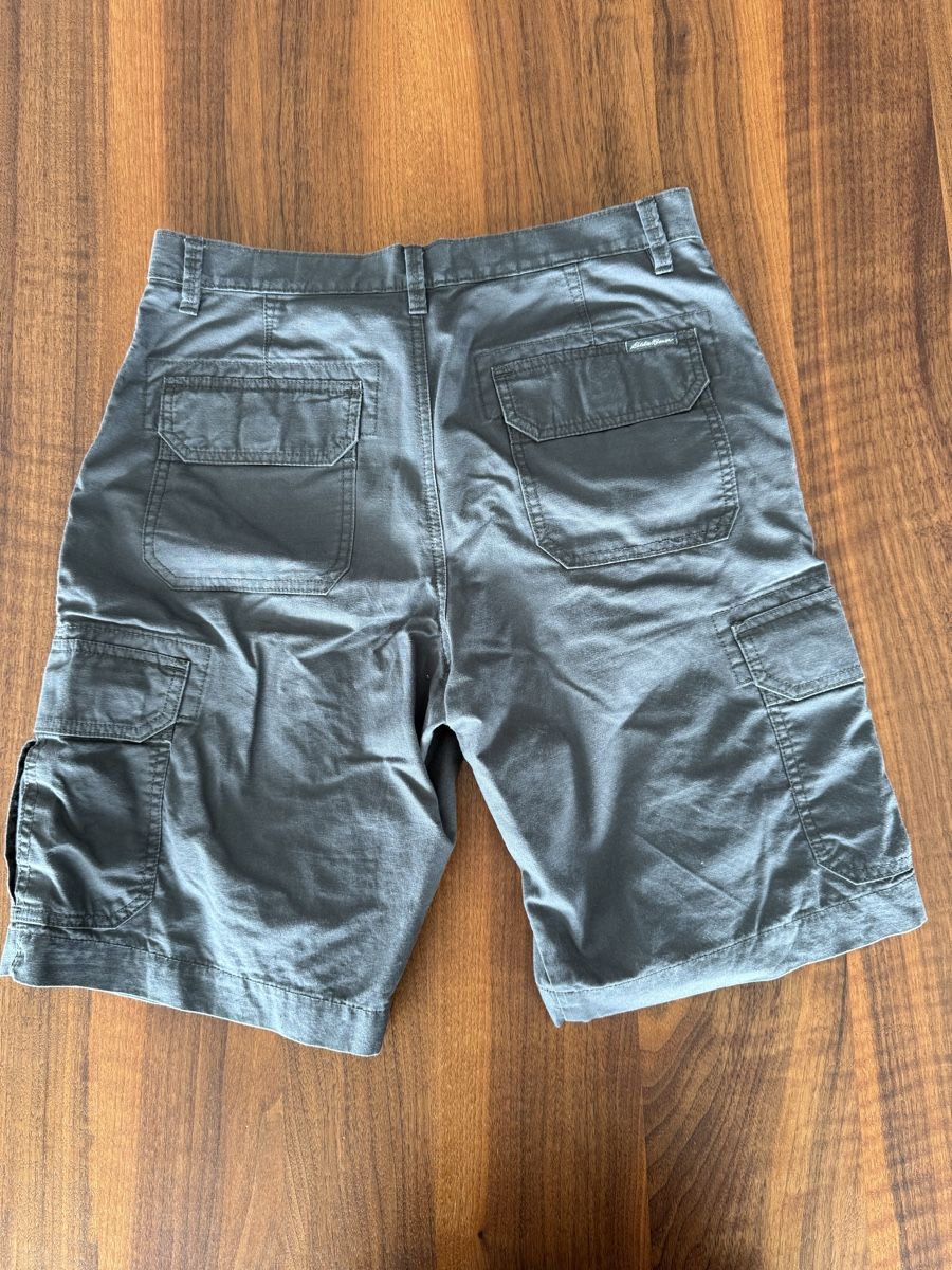 Eddie Bauer Hosen: Eddie Bauer Cargo Shorts, Gr 32, Grau - NEU! – Neu (gemäss Beschreibung) aus Brüttisellen von Molemo 2