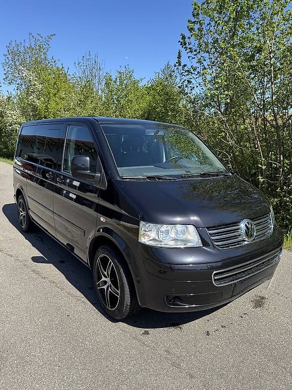 Automobili: Gepflegter VW T5 – Usato da Hägendorf venduto da Feiz