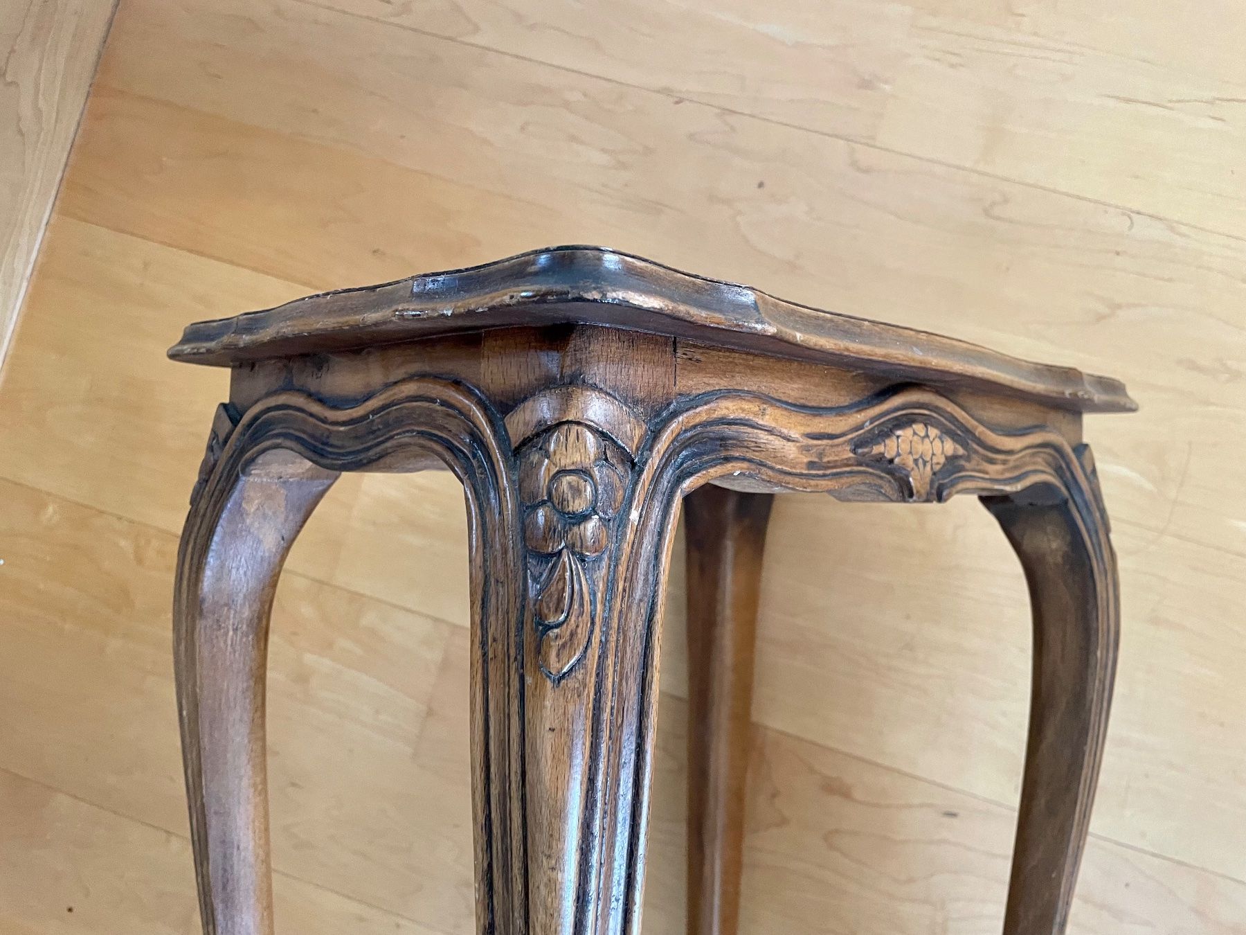 Tavoli: Jugendstil Holztischchen Beistelltisch – Usato da Altdorf UR venduto da zar_fcd6 5