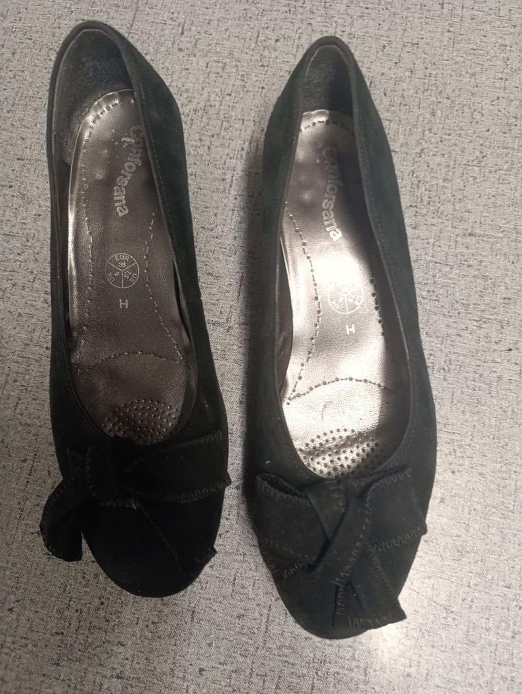 Damenschuhe: Damen Schuhe Pumps Gr.38 – Gebraucht aus Büsserach von Klibo 1