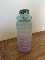 Grosse Trinkflasche 2 Liter, ideal für den Sommer!