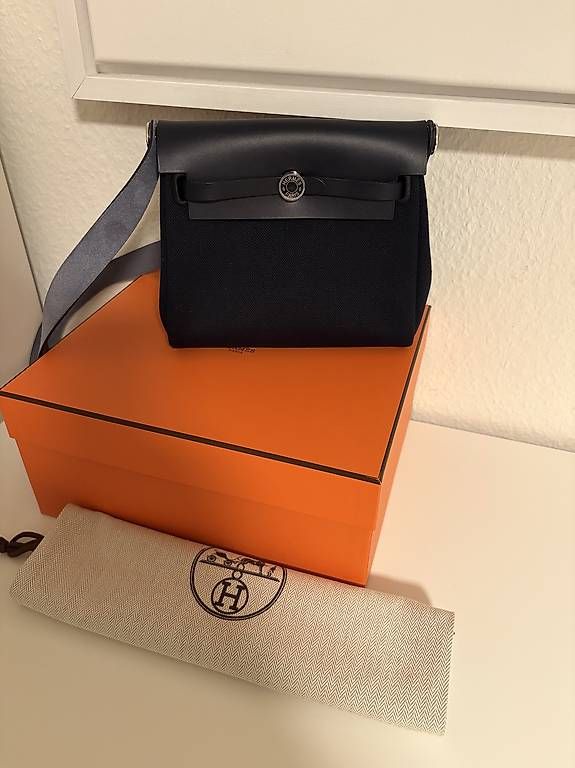 Sacs femmes: Hermes Herbag Zip 21  – D'occasion à Unterägeri par mar_96hk