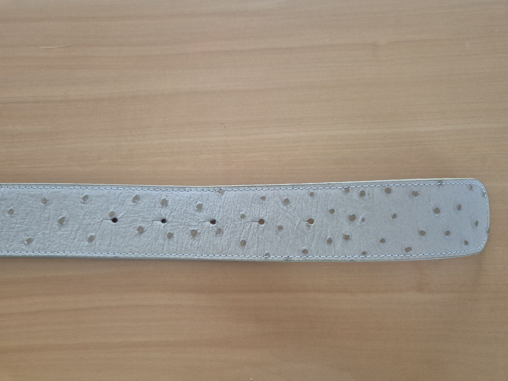 Aigner Gürtel: Aigner Gurt Straussenleder Grösse 100cm / 40in  – Gebraucht aus Zürich von Corrosion 6