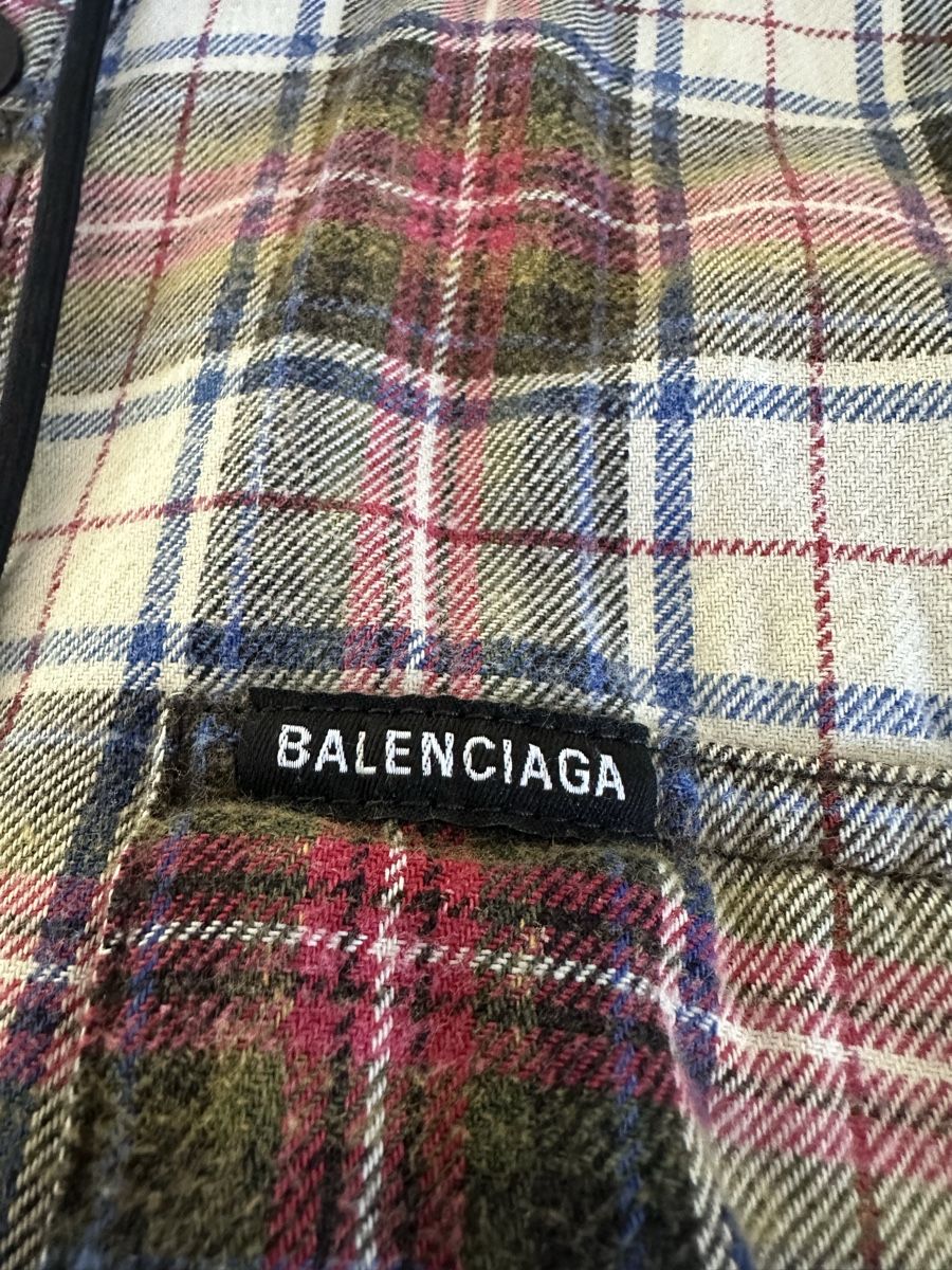Balenciaga Giacche: AW22 Balenciaga Oversized Bleached Checkered Hooded Jacket – Usato da Büttenhardt venduto da Kaiber99 2