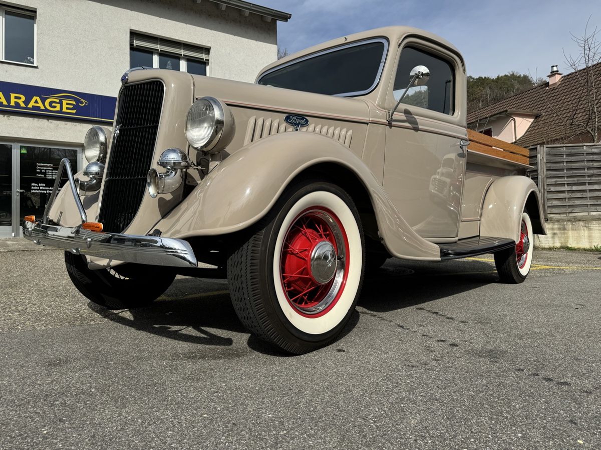 Ford Autos: 1935 Ford Pickup Flathead V8 – D'occasion à Niederdorf par St170