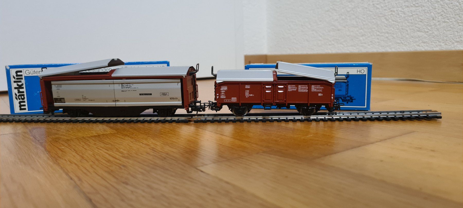 Märklin Trains électriques: 2x H0 Märklin Schiebedachwagen der DB – D'occasion à Steffisburg par losti33