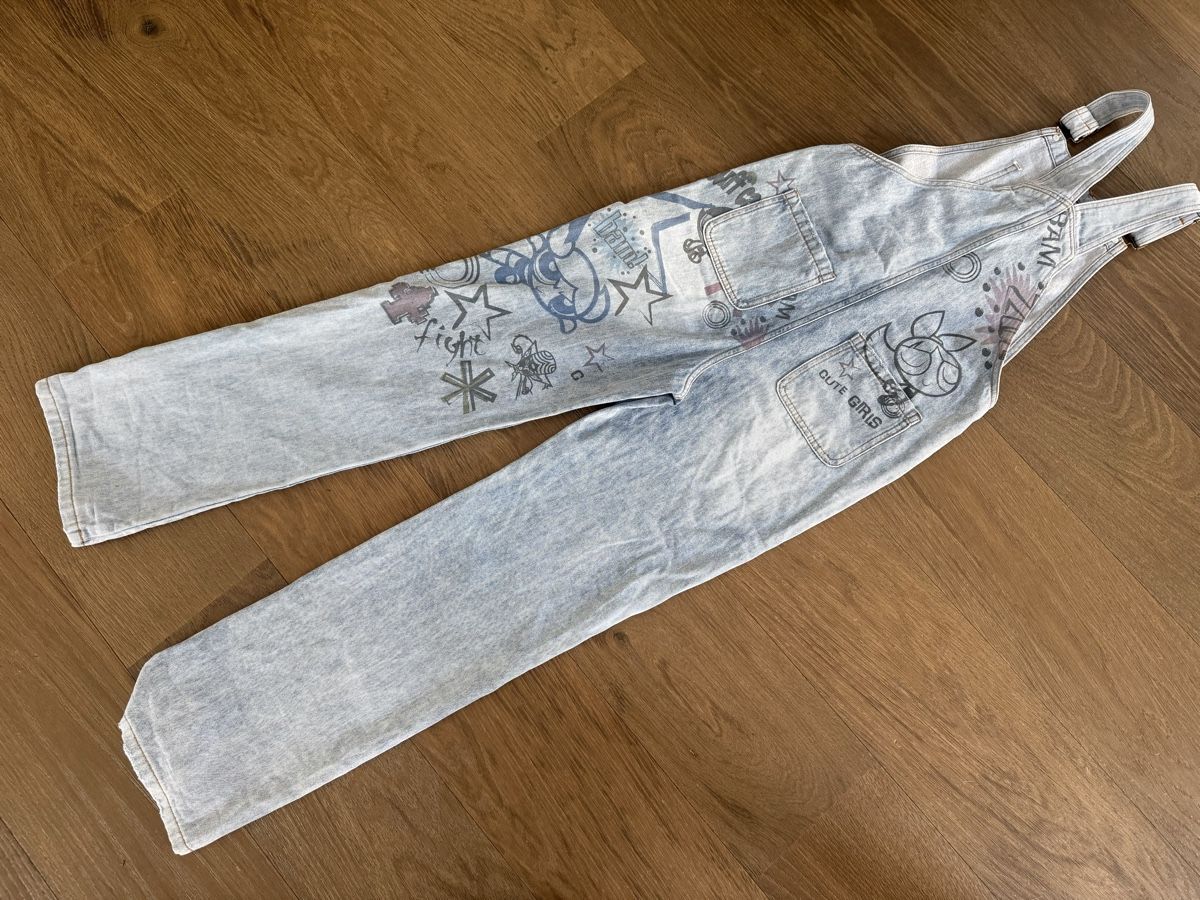 Desigual Pantaloni: Desigual Latzhose 158/164 – Nuovo (secondo la descrizione) da Winterthur venduto da tanscha 4