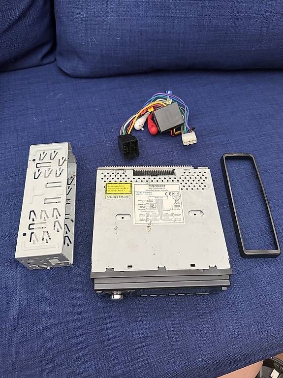 Radios: Microspot 1 Din autoradio – Gebraucht aus Dallenwil von Nidimo 1