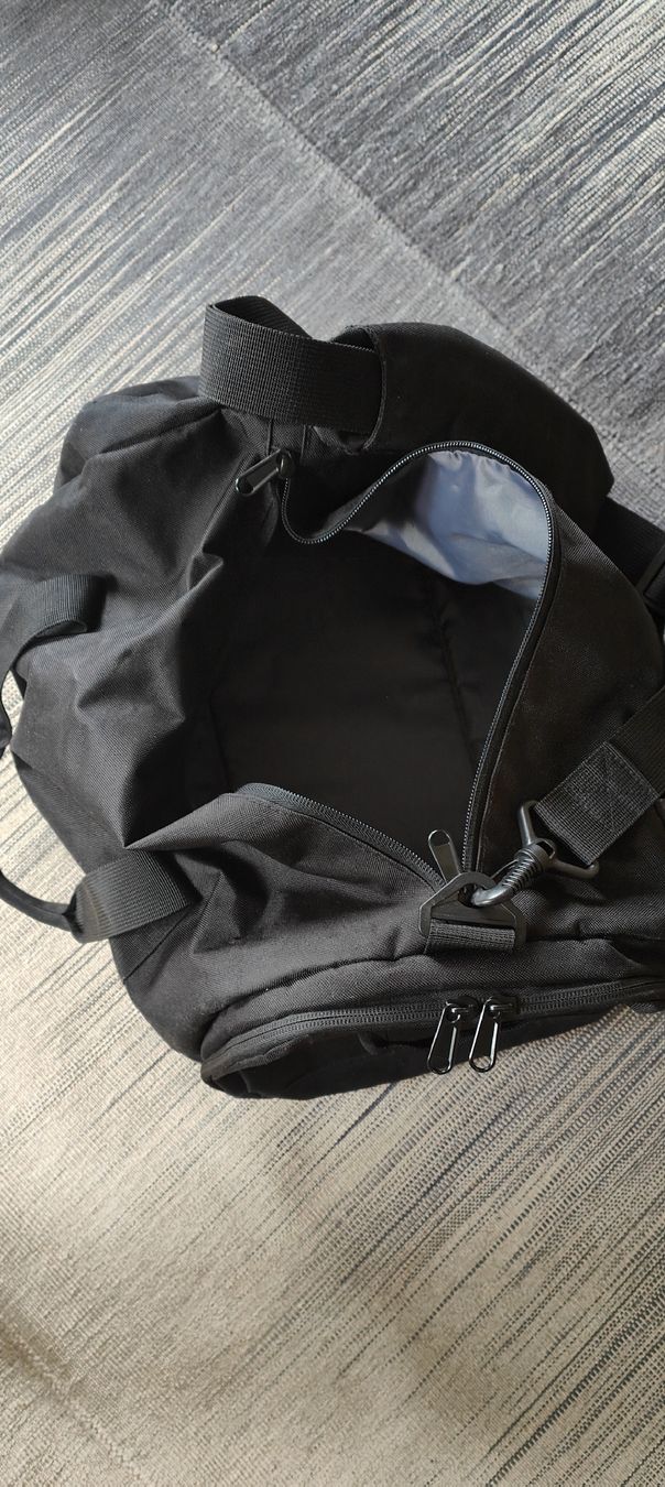 Sacs: Sporttasche / Weekender – D'occasion à Zürich par erik-zuerich 1