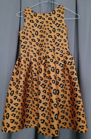 Kleid 134/140