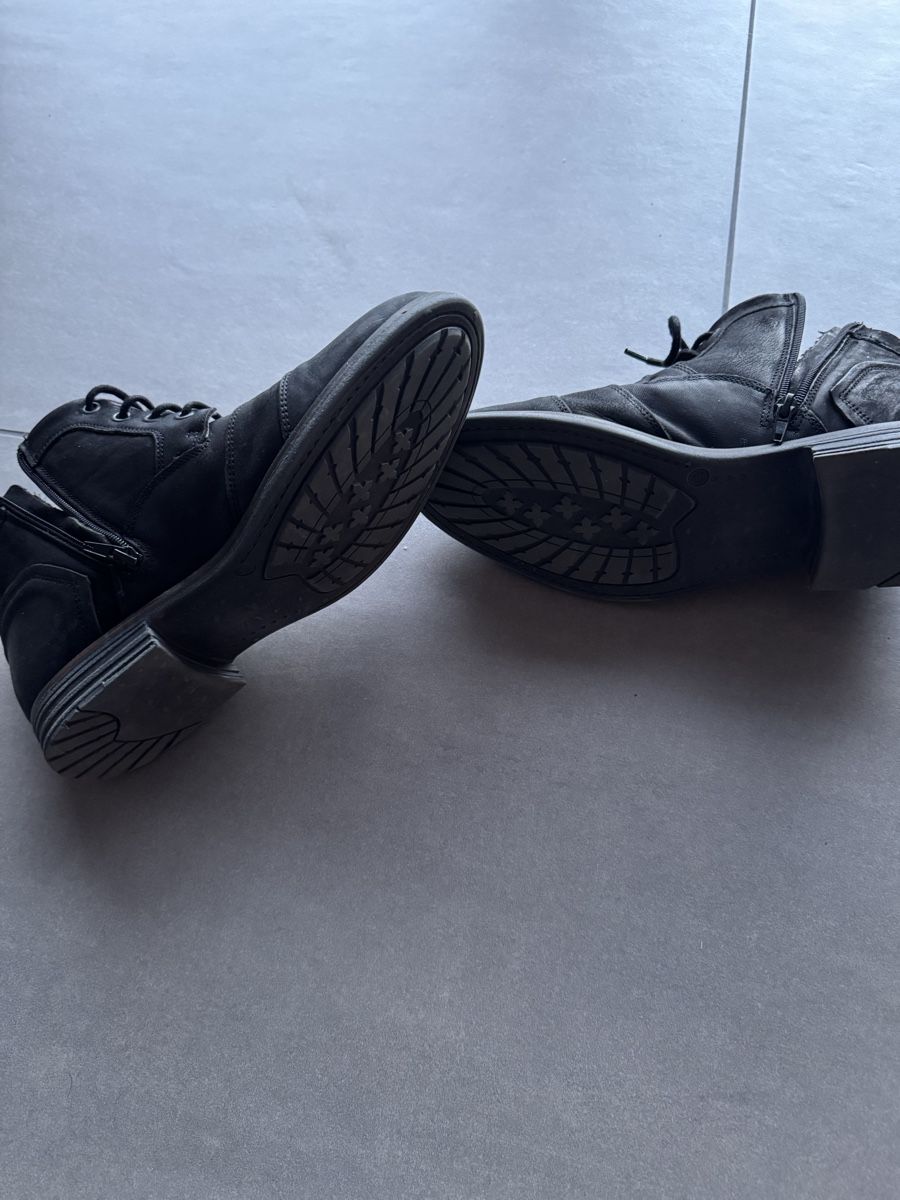Scarpe da uomo: Chaussures AM – Usato da Vicques venduto da JU_2824 2