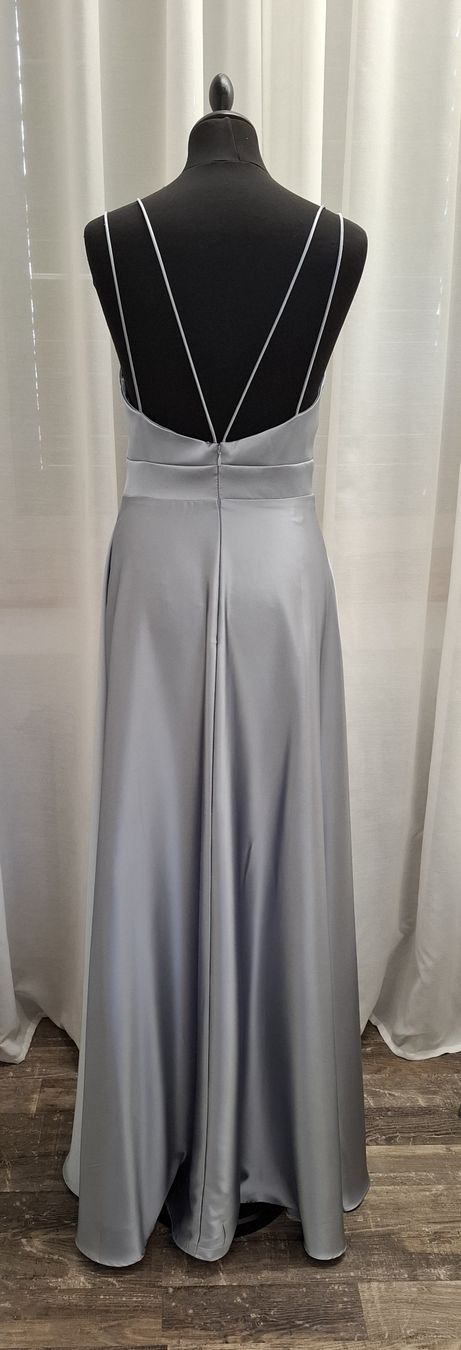 Vestiti: Silber Abendkleid, Grösse 36 – Nuovo (secondo la descrizione) da Uster venduto da VMT. 5