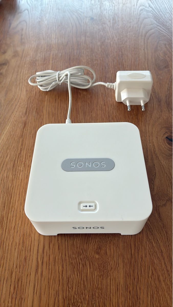 Sonos WiFi: Sonos Bridge white excellent condition – Usato da Dietlikon venduto da henman325