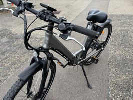 E-Bike Zenith Clever Klappvelo grau gebrauchter Zustand