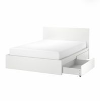 Schönes IKEA Bett 180×200cm, Matratze, Lattenr, 4 Bettkasten