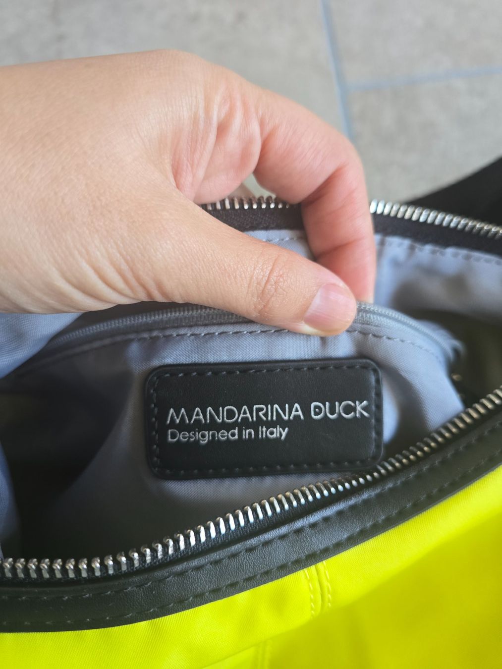 Mandarina Duck Sacs femmes: Mandarina Duck Tasche Neu – D'occasion à Heerbrugg par Lulu022020 3