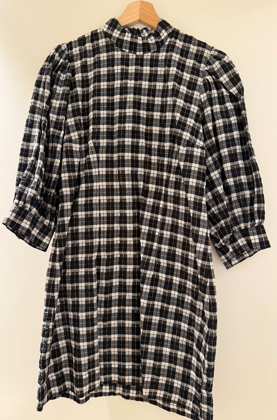 Ganni Vestiti: Ganni Kleid – Usato da Uzwil venduto da Nina21220