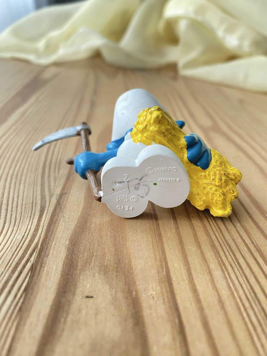 Schleich Statuette: Schlumpf mit Garbe und Sense – Usato da Fehraltorf venduto da Marian4 2