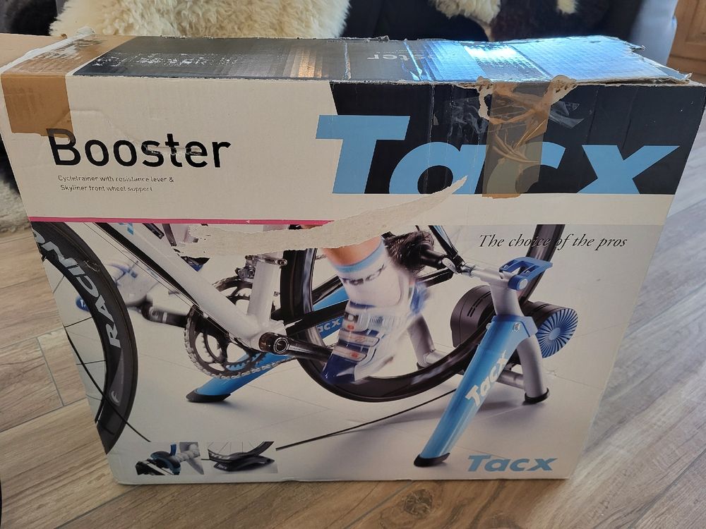 Home Trainer Tacx Boost Turbo Trainer - Version PRI 230, Pliable Pour Cyclisme Intérieur