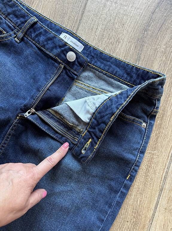 Röcke: Mini jupe en jeans stretch T.38 – Gebraucht aus Perroy von barballalla 2