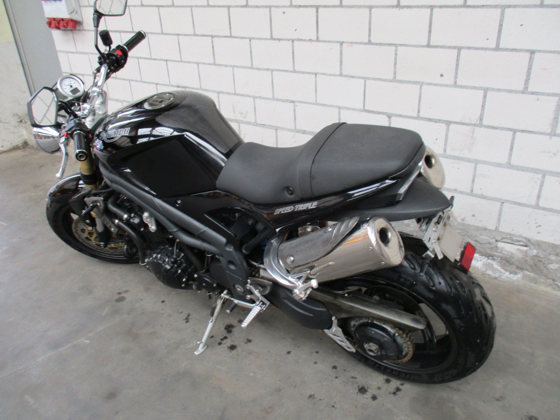 Triumph Strada: Triumph Speed Triple 1050 ab MFK 07.2022 – Usato da Seon venduto da zomahandel 4