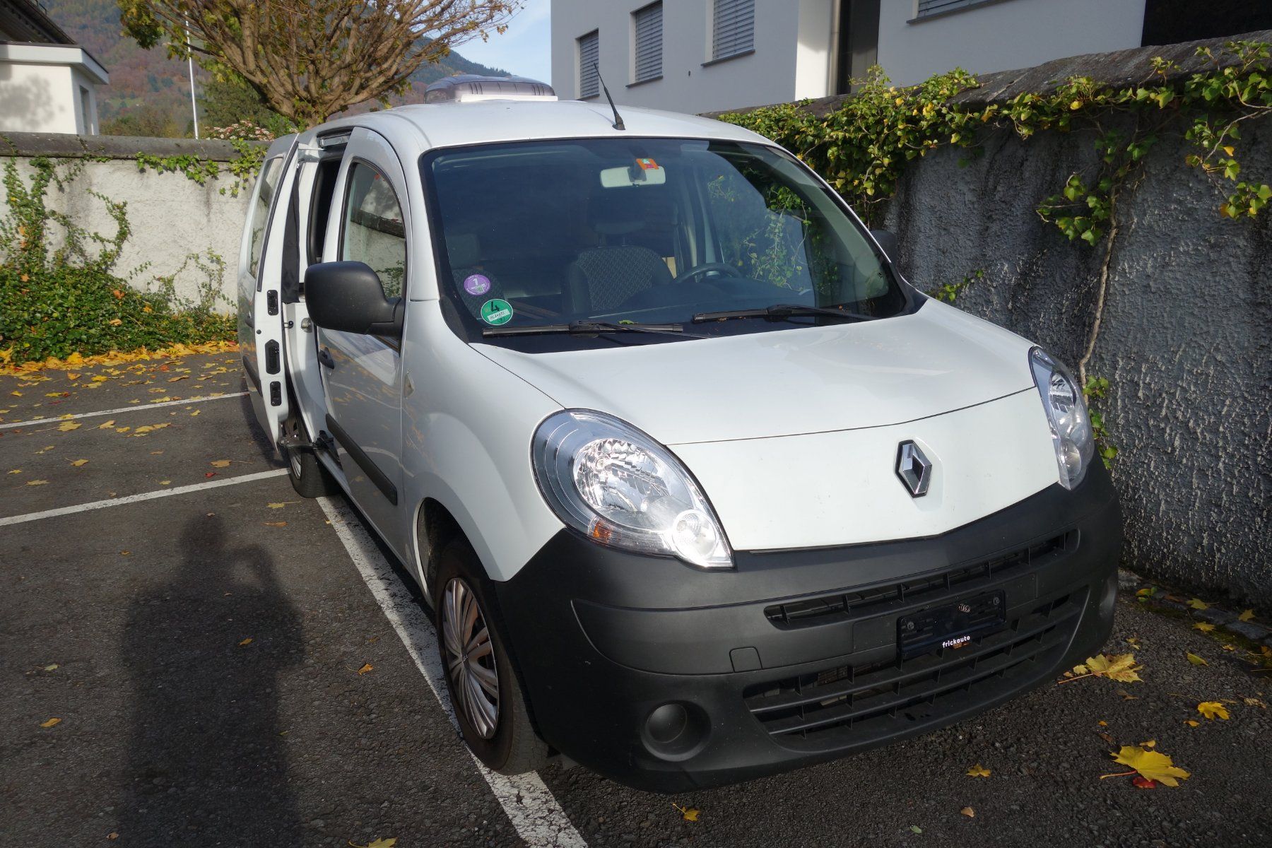 Renault Veicoli da campeggio: Minicamper Neuer Verkaufspreis – Usato da Balzers venduto da wegderbirken