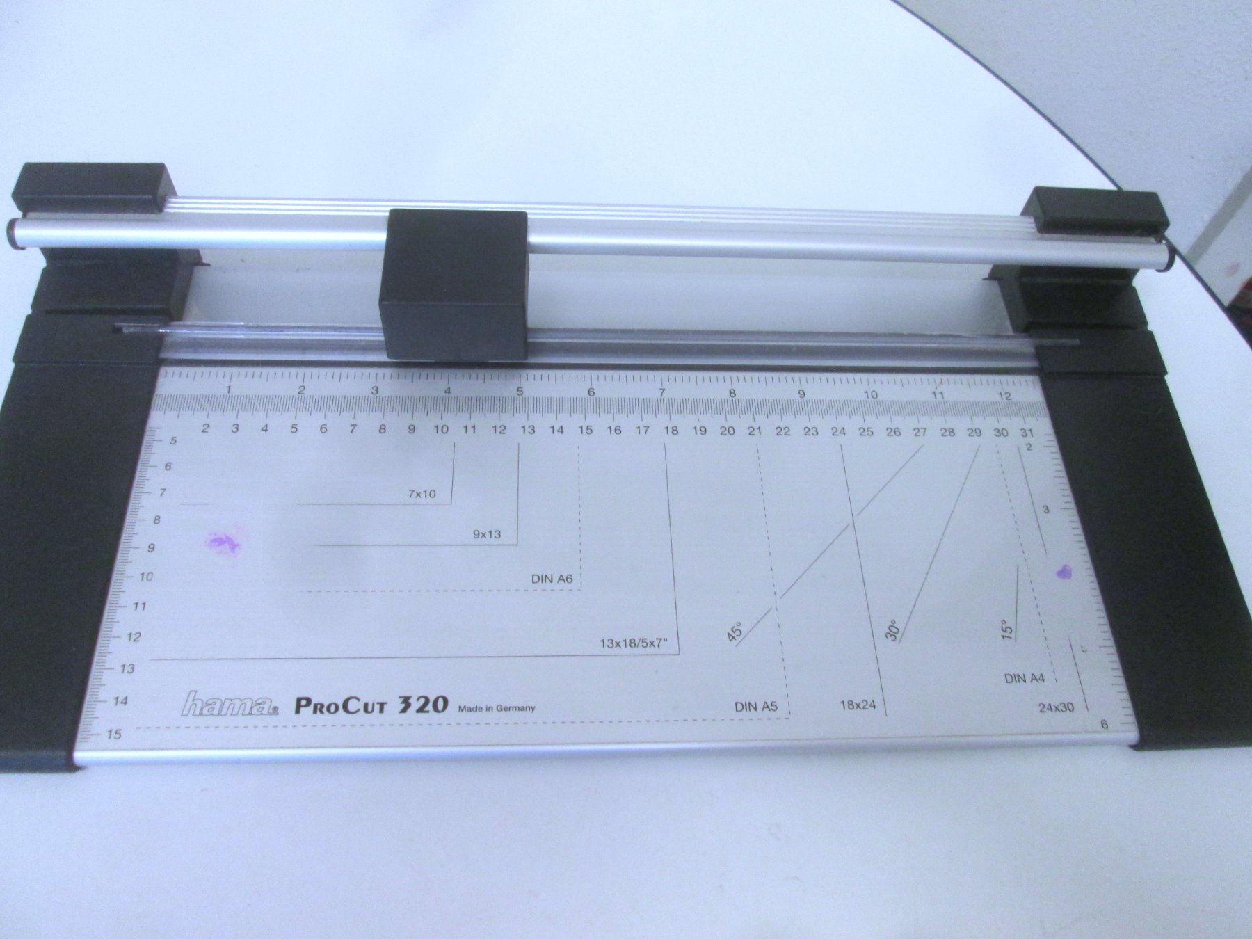 Hama Alle Maschinen: Hama Pro Cut 320 Schneidemaschine – Gebraucht aus Sementina von babucia
