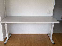 Steelcase Schreibtisch, höhenverstellbar