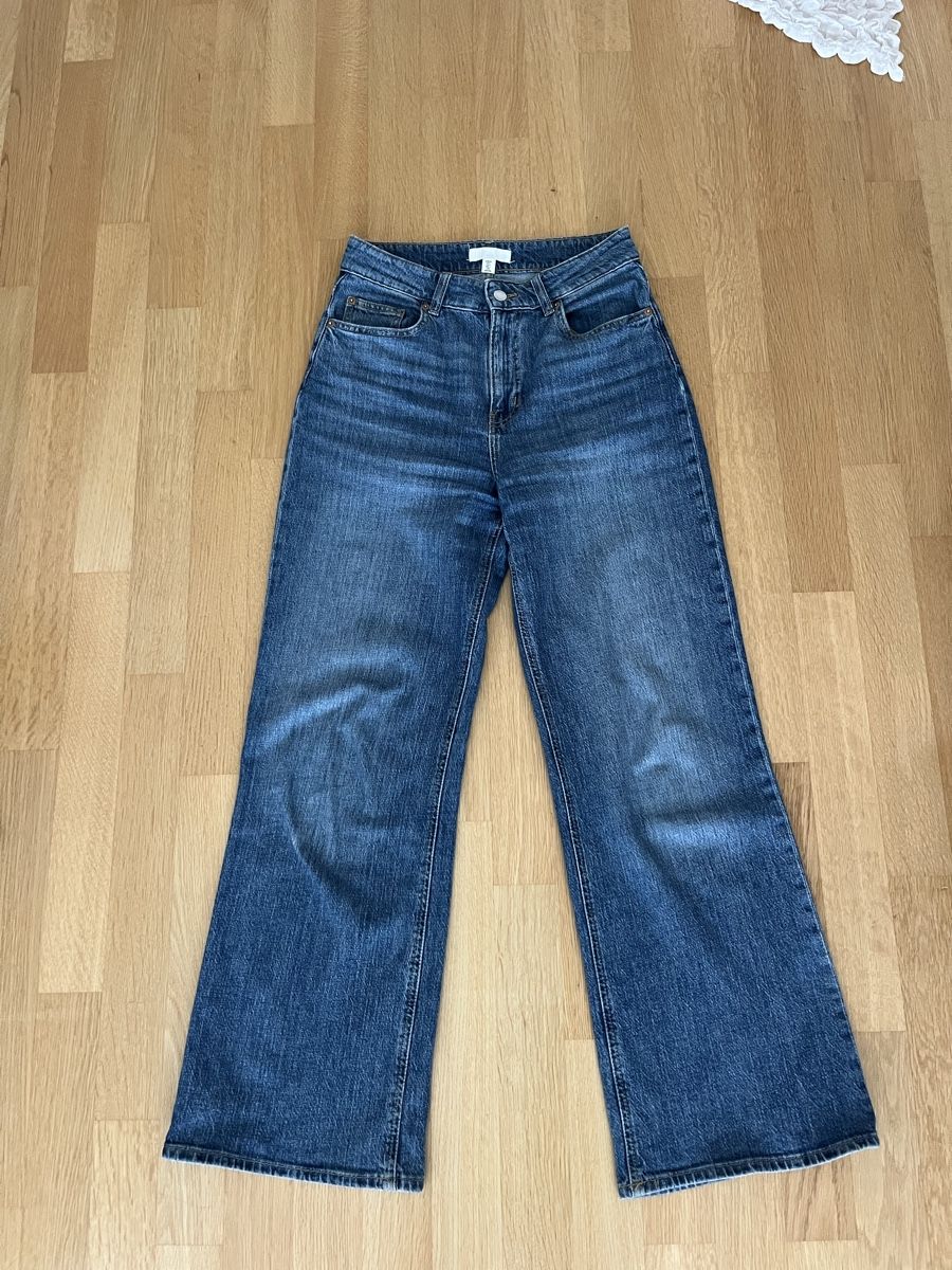 H&M Jeans: Jean droit  – Neu (gemäss Beschreibung) aus Neuchâtel von Ariane_vn00 1