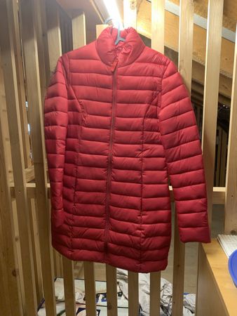 Wintermantel rot