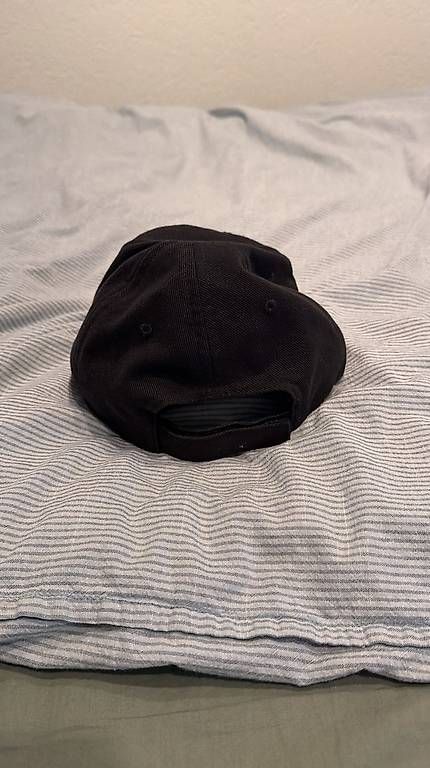 Hüte, Mützen & Caps: Original Balenciaga Cap – Gebraucht aus braunau von DinaSina 2