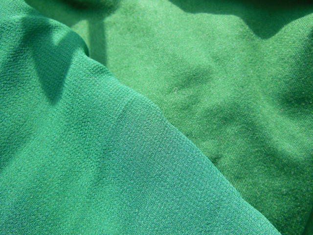 Vestiti: ca. Gr. 46 grünes Stretch Kleid tiefer Ausschnitt – Usato da Basel venduto da frausommerwind 7
