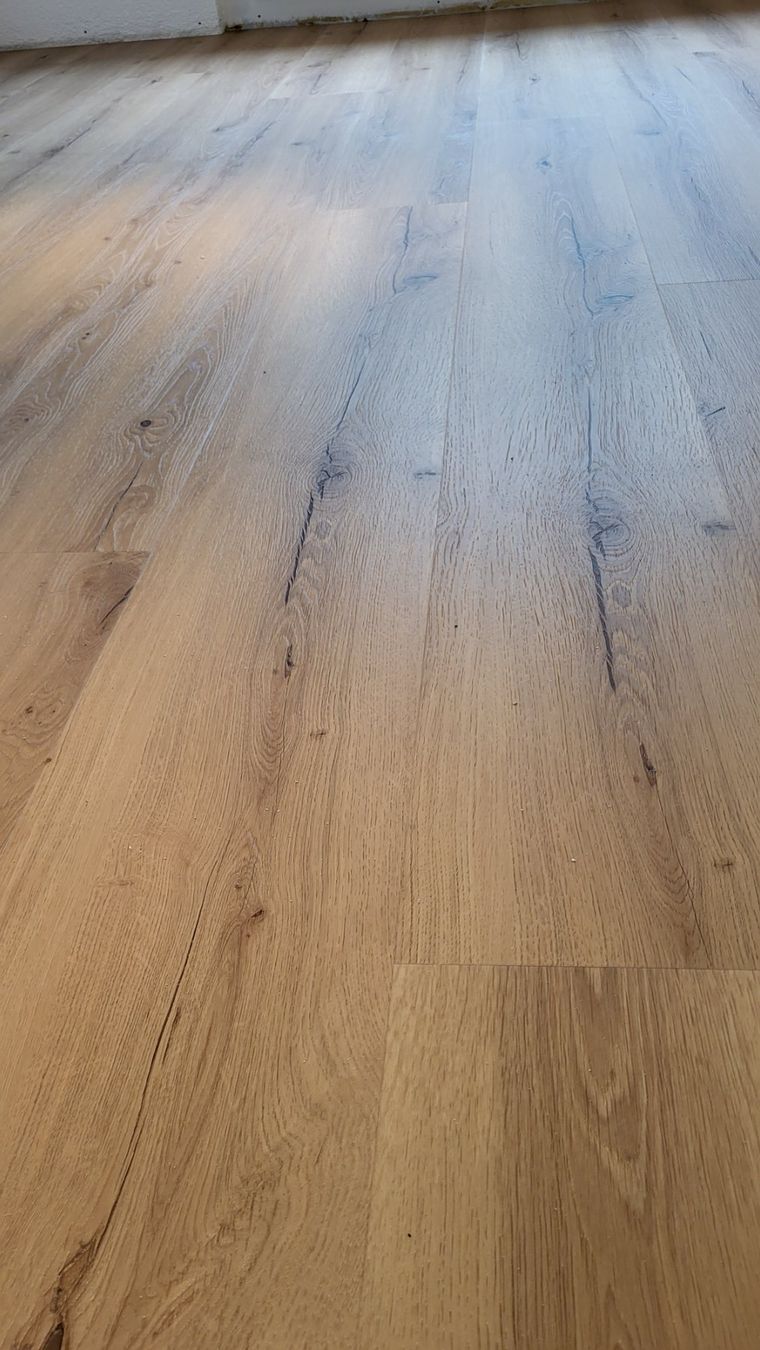 Holzartikel: Designboden Eiche 6.5 mm, IXPS Trittschall Fr. 34.90 m2 – Neu und originalverpackt aus Rothrist von swiss-laminat 6