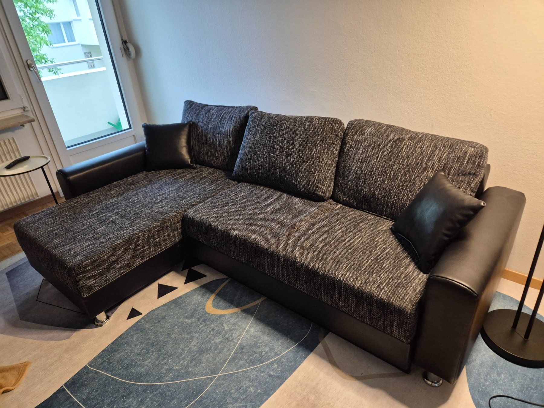 Sofas: Ausziehbares Sofa – D'occasion à Au ZH par dae_pkq7