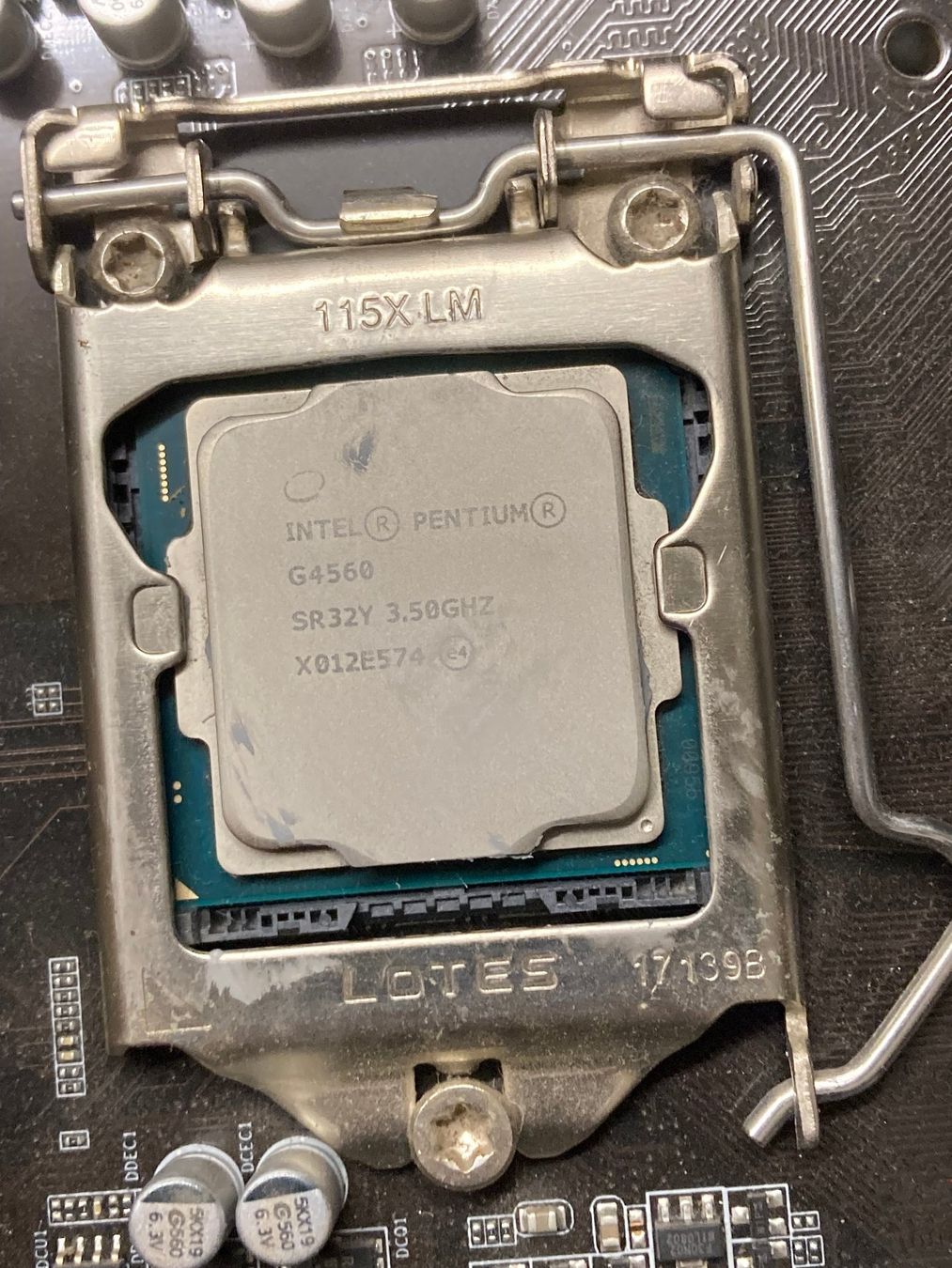 Intel Componenti elettronici: Intel Pentium G4560 Prozessor – Usato da Wettingen venduto da Schabernack_sam