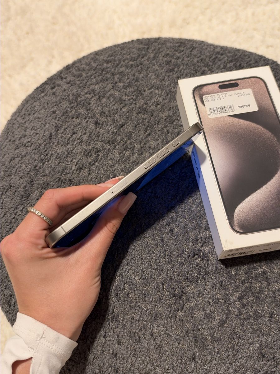 Apple Handys / Smartphones: iPhone 15 Pro Max Natural Titanium 256GB – Gebraucht aus Hermetschwil-Staff von Joannestrm 5
