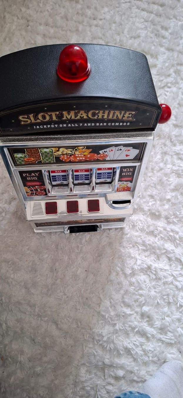 Slot Machine: Geld-Spielautomat Einarmiger Bandit Spardose – Nuovo (secondo la descrizione) da Basel venduto da Dawid1713 1