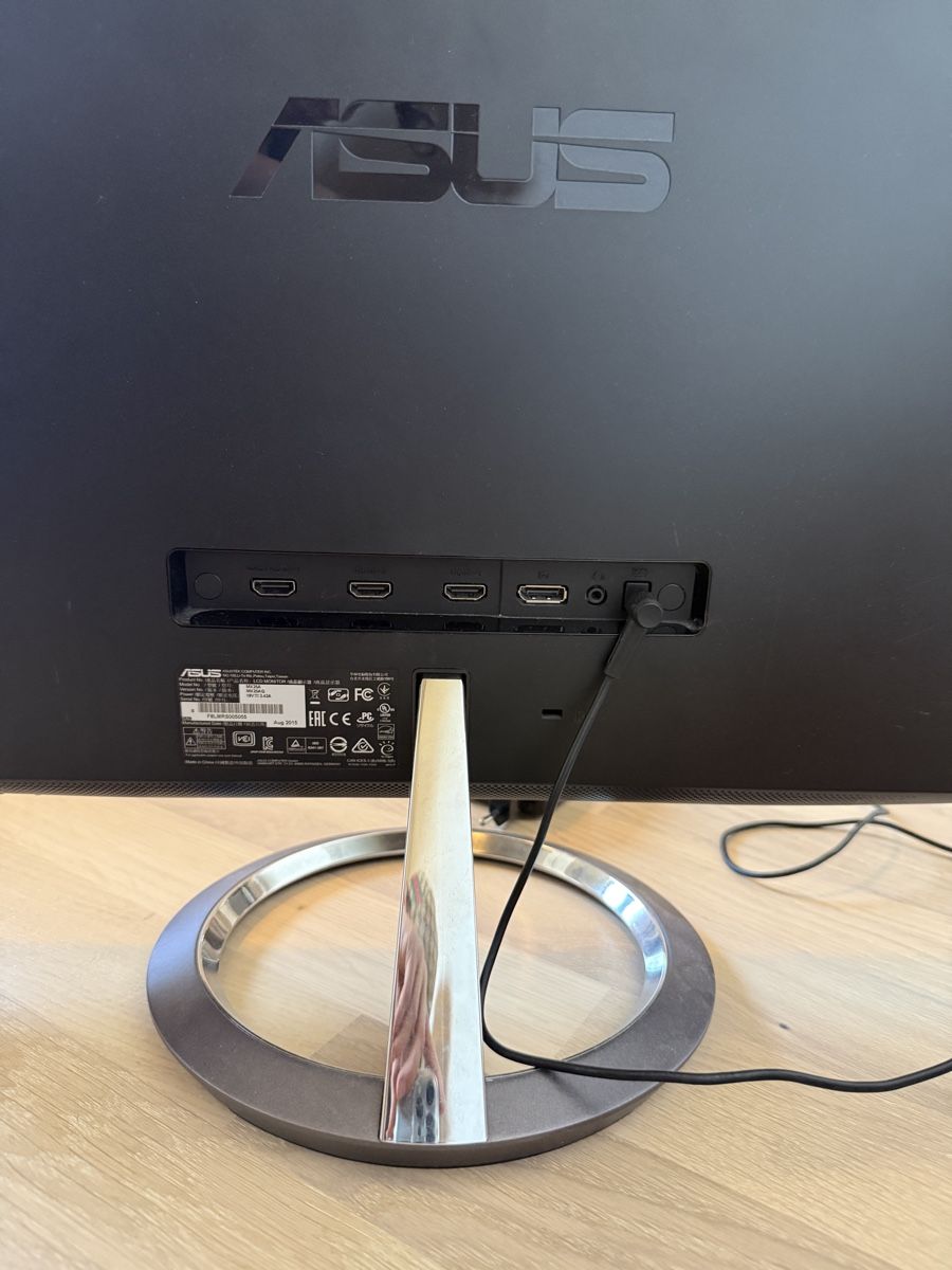 Monitore: Asus Monitor – Gebraucht aus Winterthur von lor_m588 1