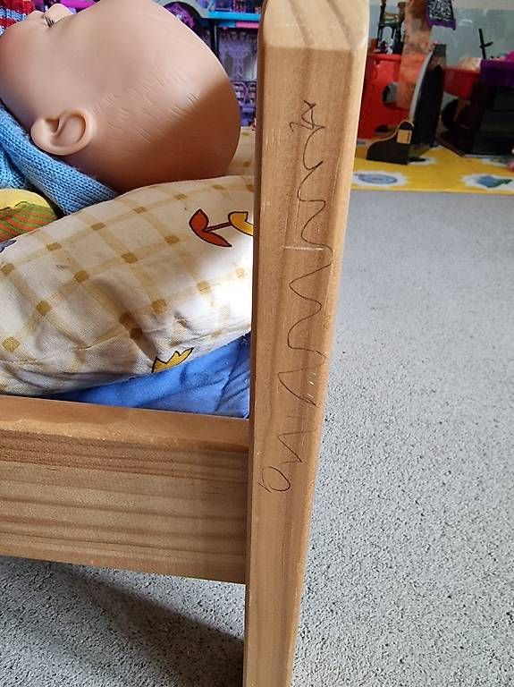 Letti: Baby mit Holzbett – Usato da Würenlingen venduto da Nicole3671 4