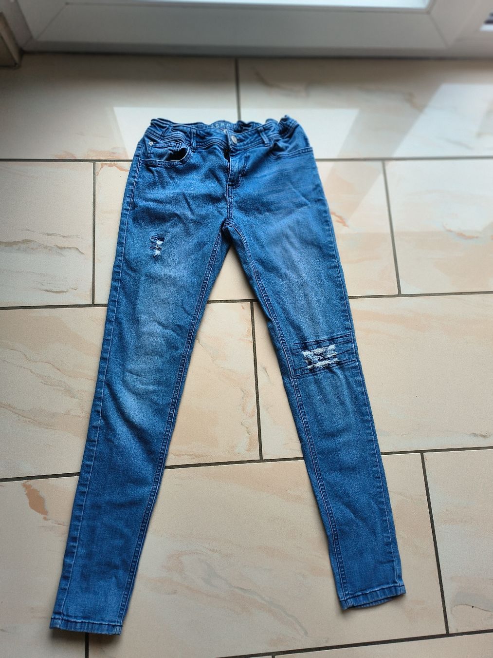 Esprit Hosen: Jeans – Gebraucht aus Grône von mmaye