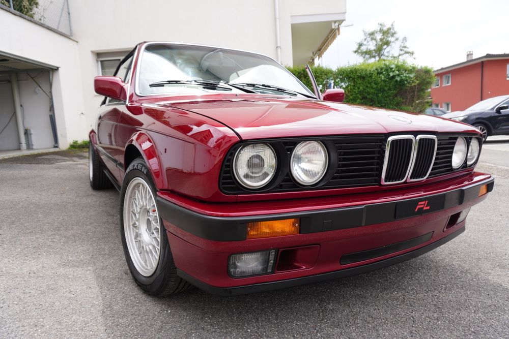 BMW E30 318iC