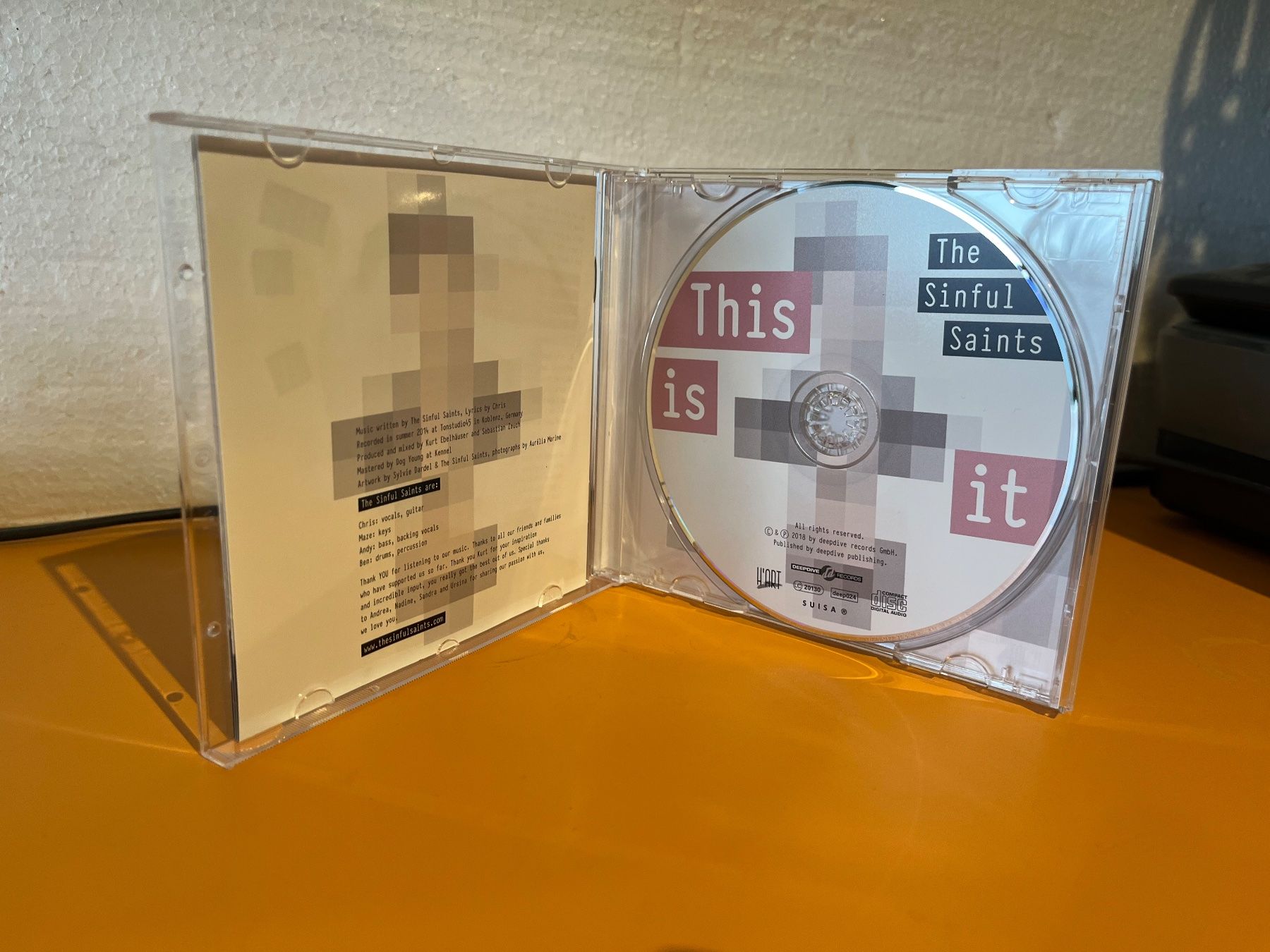 CD: The Sinful Saints - This is it - HH21A – Nuovo (secondo la descrizione) da Küsnacht ZH venduto da hardrock.earth 2